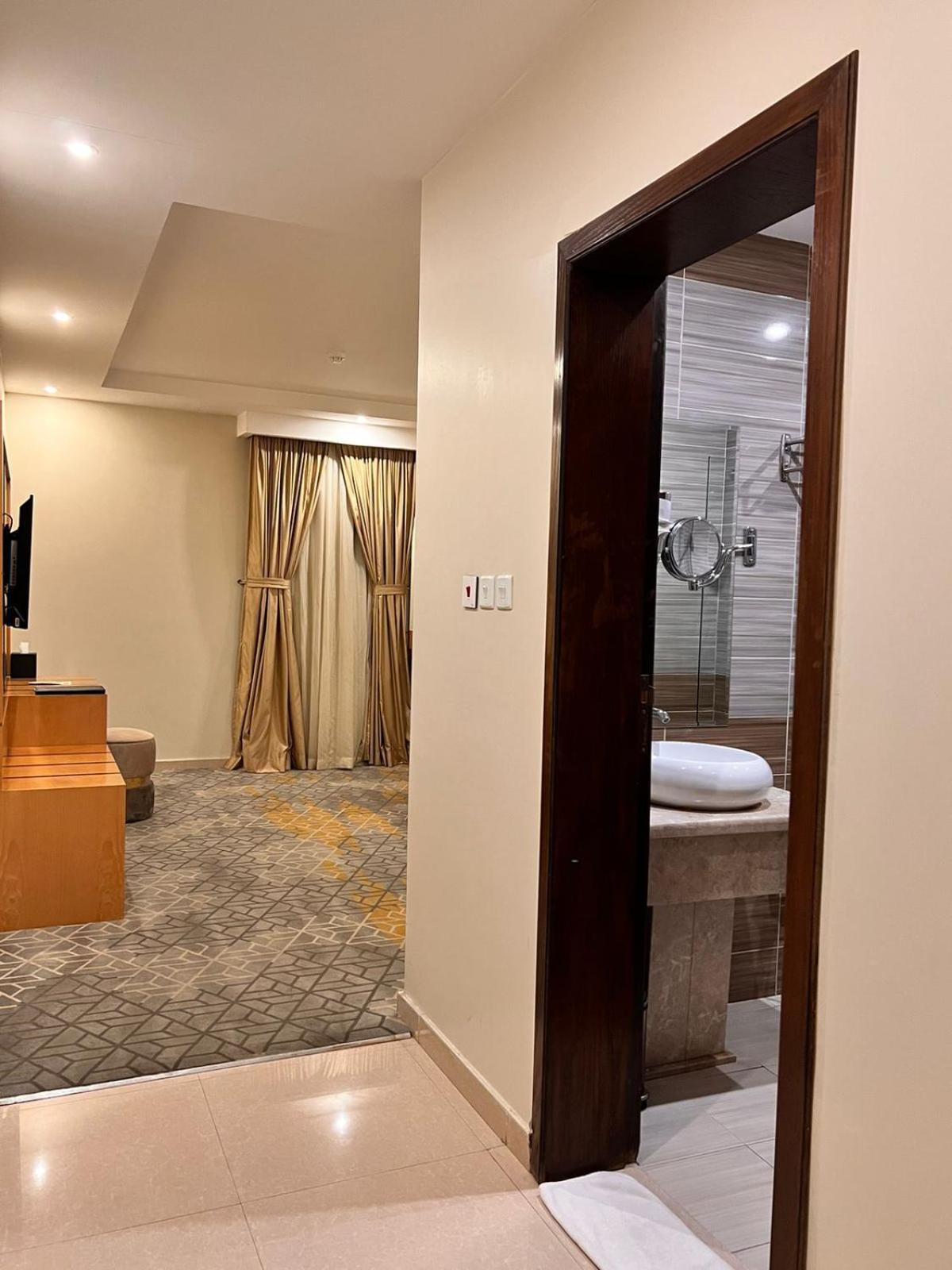 Almuhaidb Residence Alkhafji Екстериор снимка